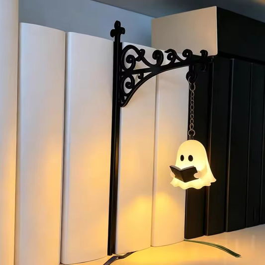Ghost Bookshelf Lantren